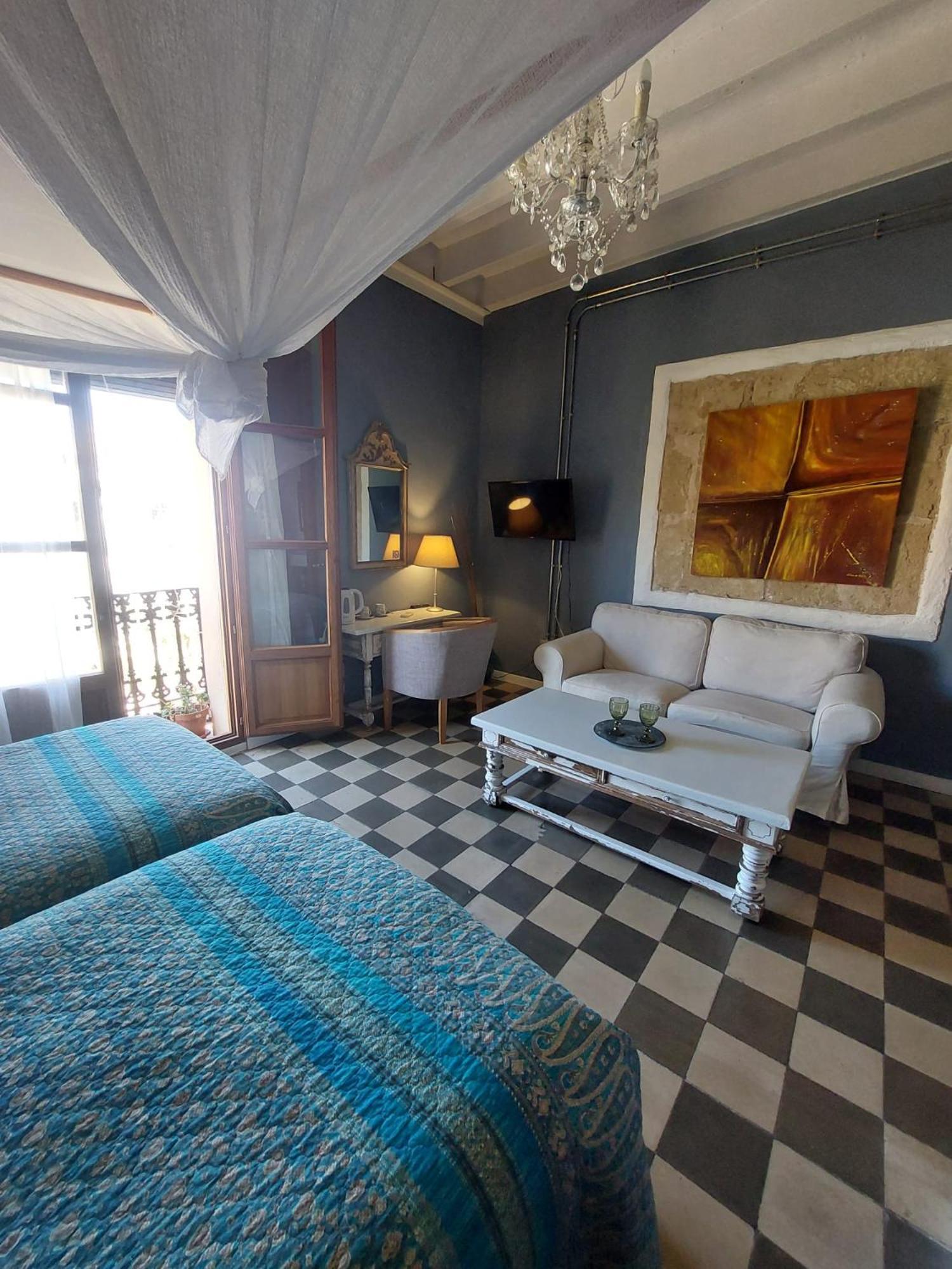 Ibiza Boutique Guest House Bilik gambar